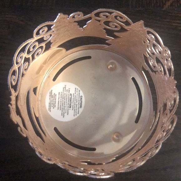 Bath & Body Works Candle Holder Christmas Holiday Polar Bear Sleeve - Picture 6 of 7